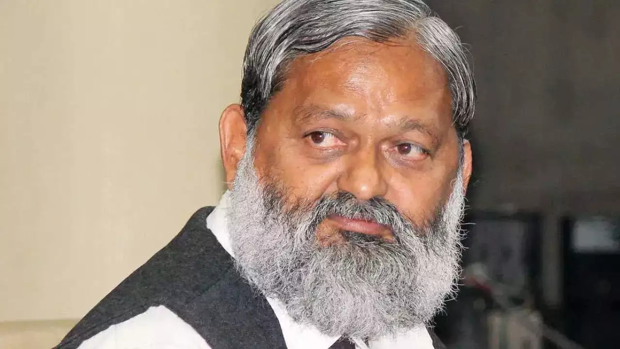 Anil vij (1)